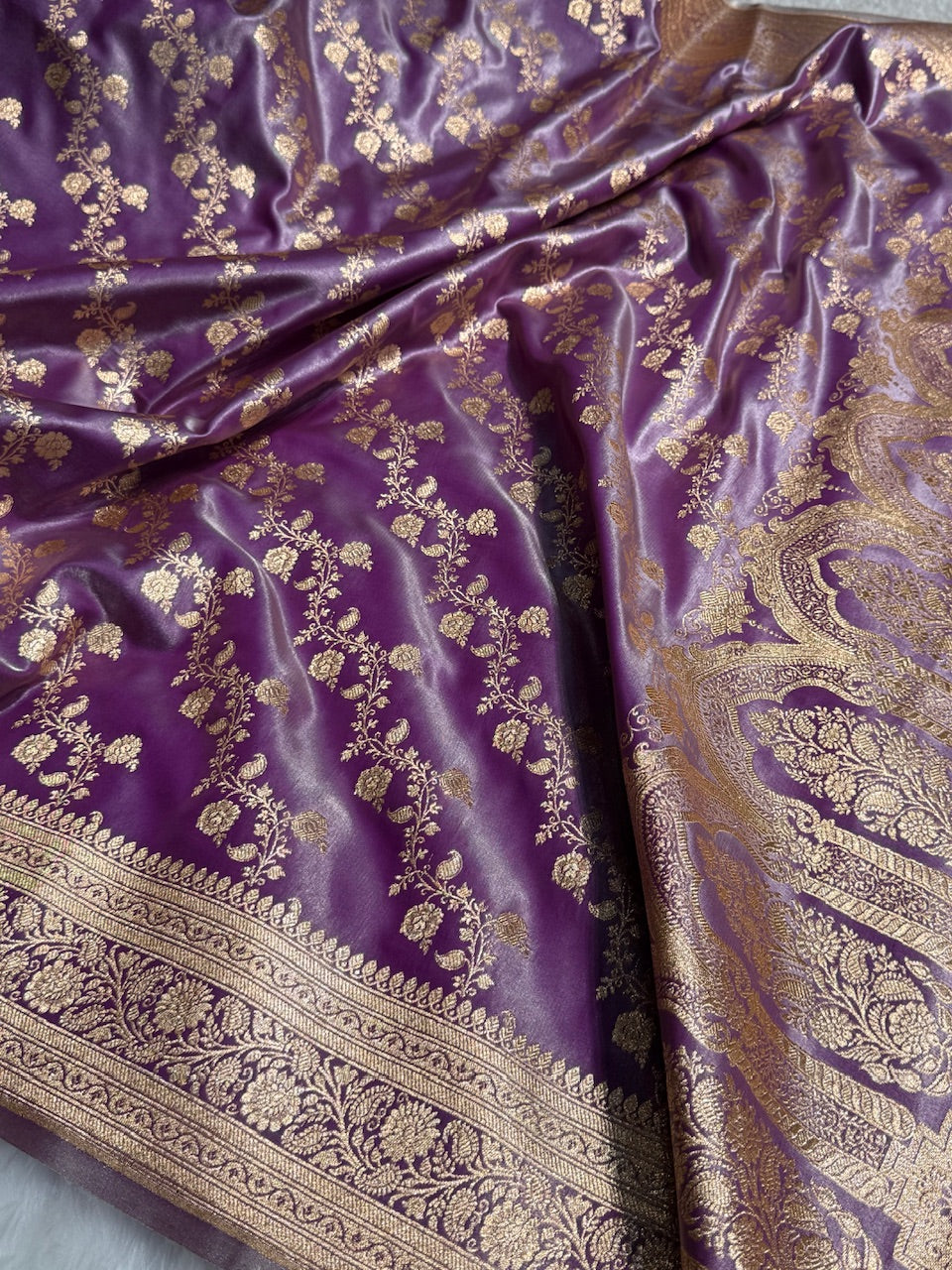 Banarasi Cross Jaal Satin Katan Silk Saree | Jacquard Woven Traditional Banarasi Saree